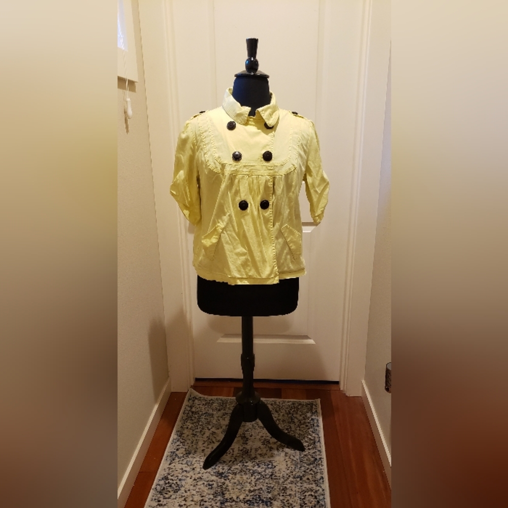 American Rag Yellow Double Breasted Crop Short Sleeve Top